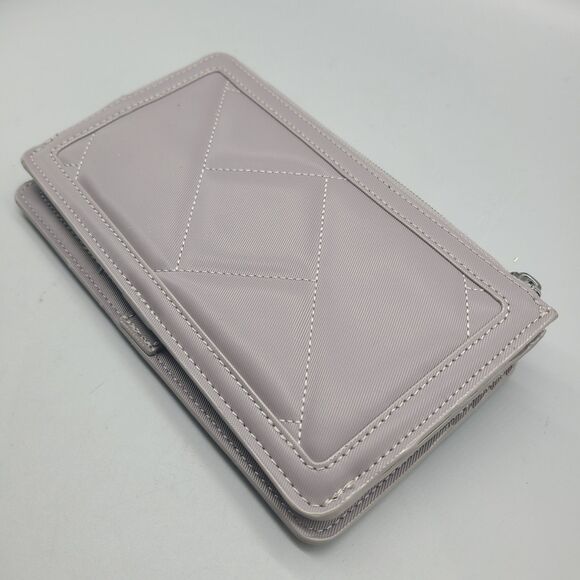 Lug Surrey Satin Luxe Vegan 7.75" x 4.25" x 1.75" RFID Wallet pebble color NWOT - Picture 8 of 8